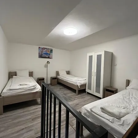 Elizabeth Apartment